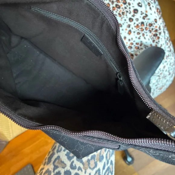 Gucci brown canvas logo hobo bag - Picture 6 of 8